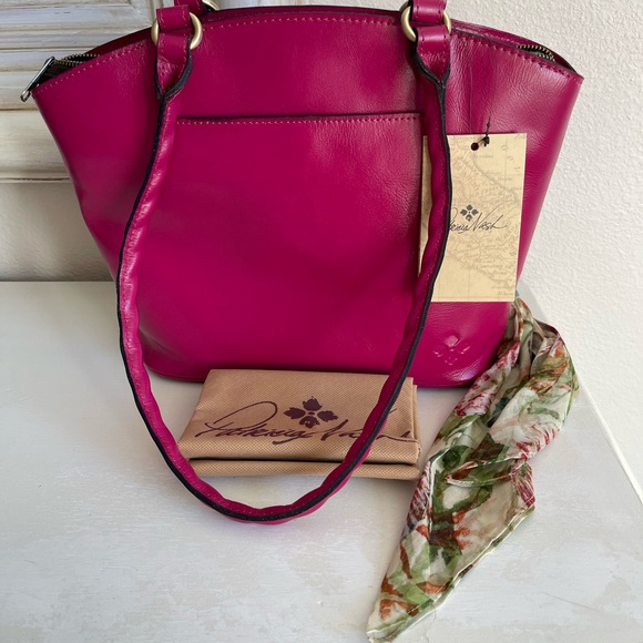 NEW Patricia Nash Zorita Fuchsia Seashell Scarf Satchel Bag - Picture 3 of 7